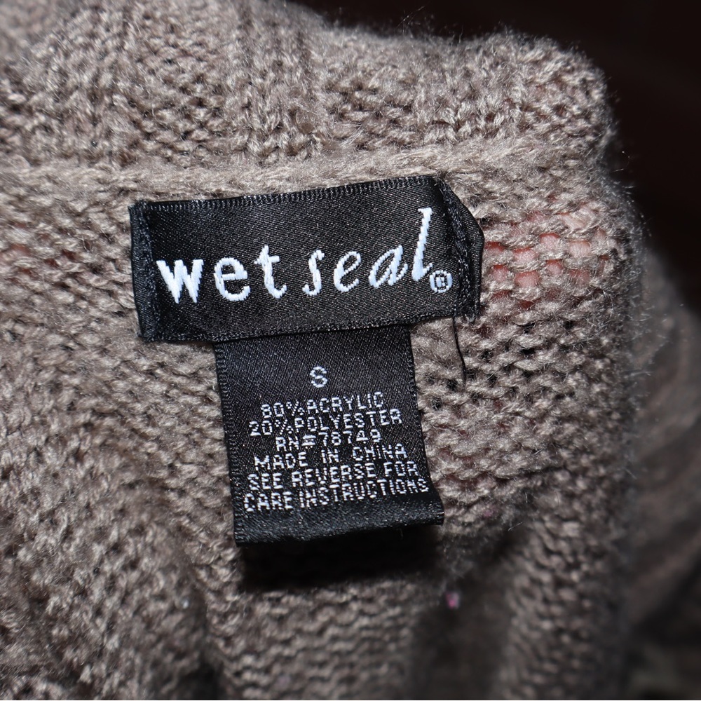 Wet Seal Off the Shoulder Sweater Dress - Picture 5 of 6